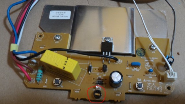 Bouton cassé lors du démontage