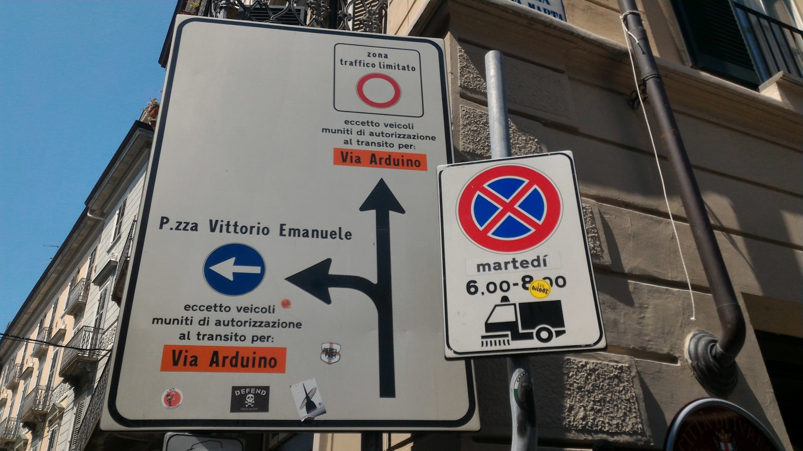 Panneau indiquant 2 rues Arduino