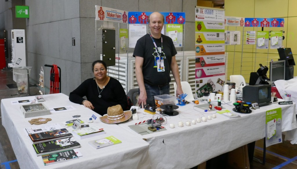 Le stand Arduiblog avec Jean Christophe QUETIN et son épouse
