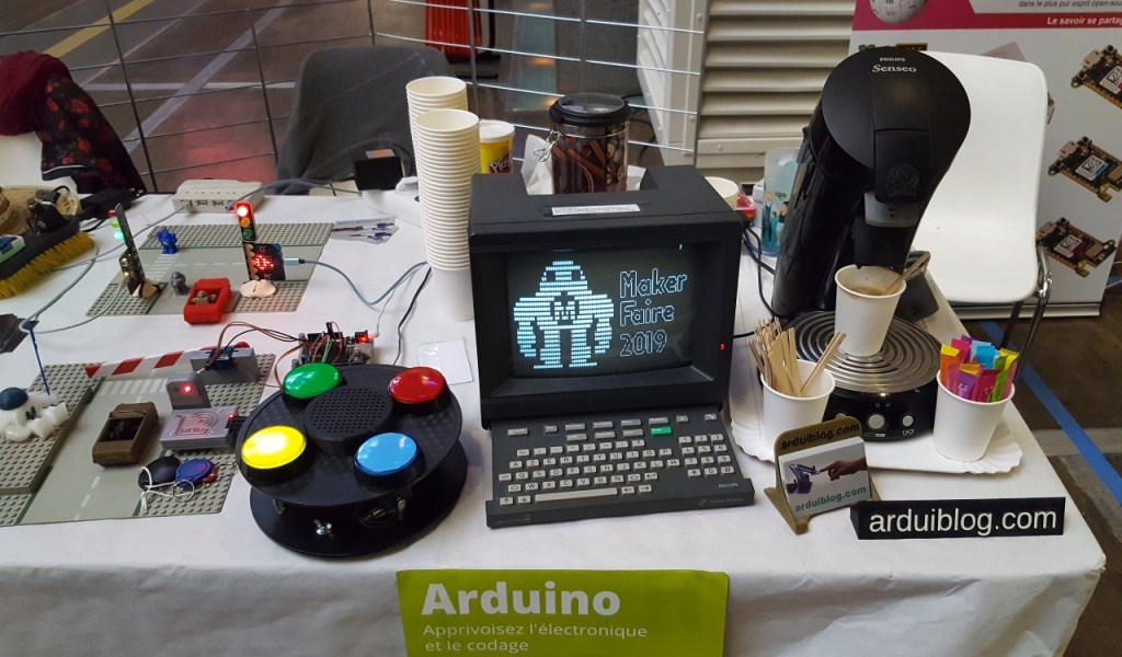 Barrière RFID, feux rouges tricolores et jeu Simon