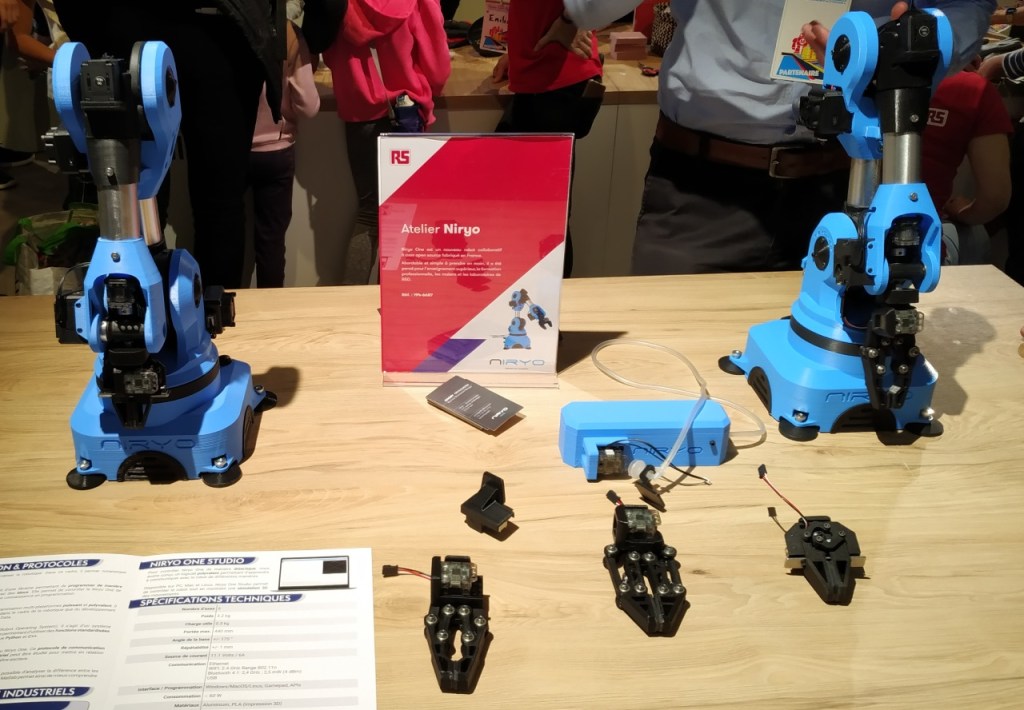 Robots Niryo sur le stand de RS Components