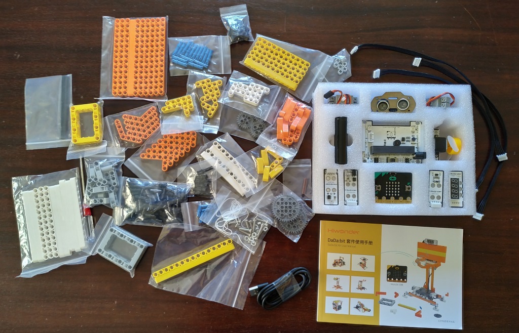Les éléments du kit DaDa:bit