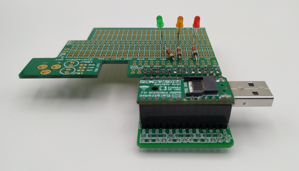 Un Hat "Feu tricolore"