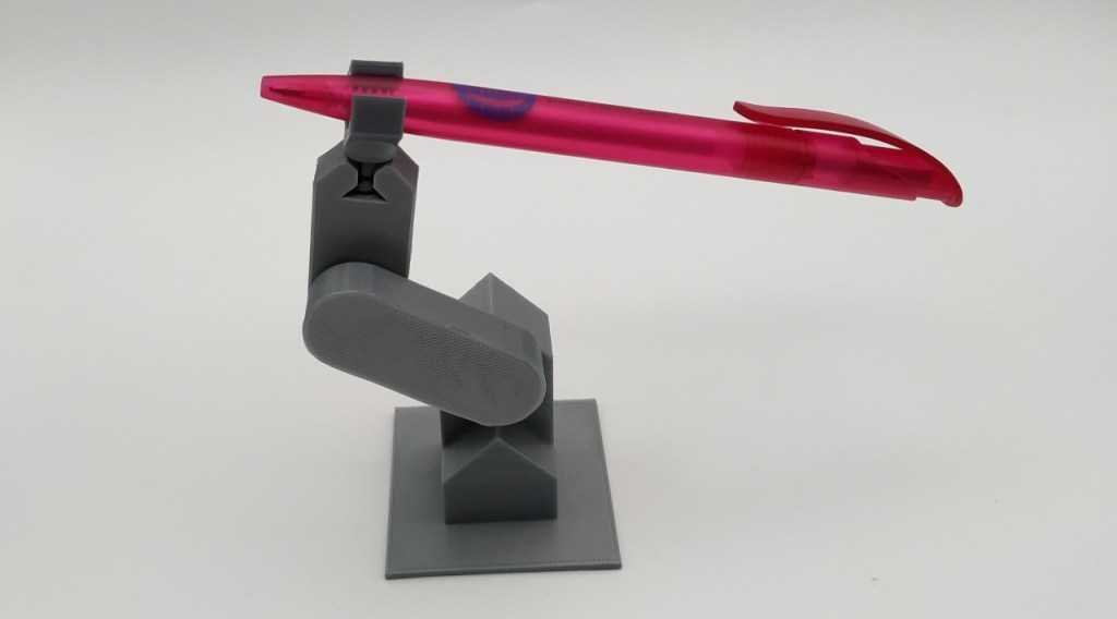 Bras robot articulé