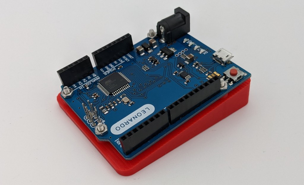 Installation de l'Arduino sur son support incliné