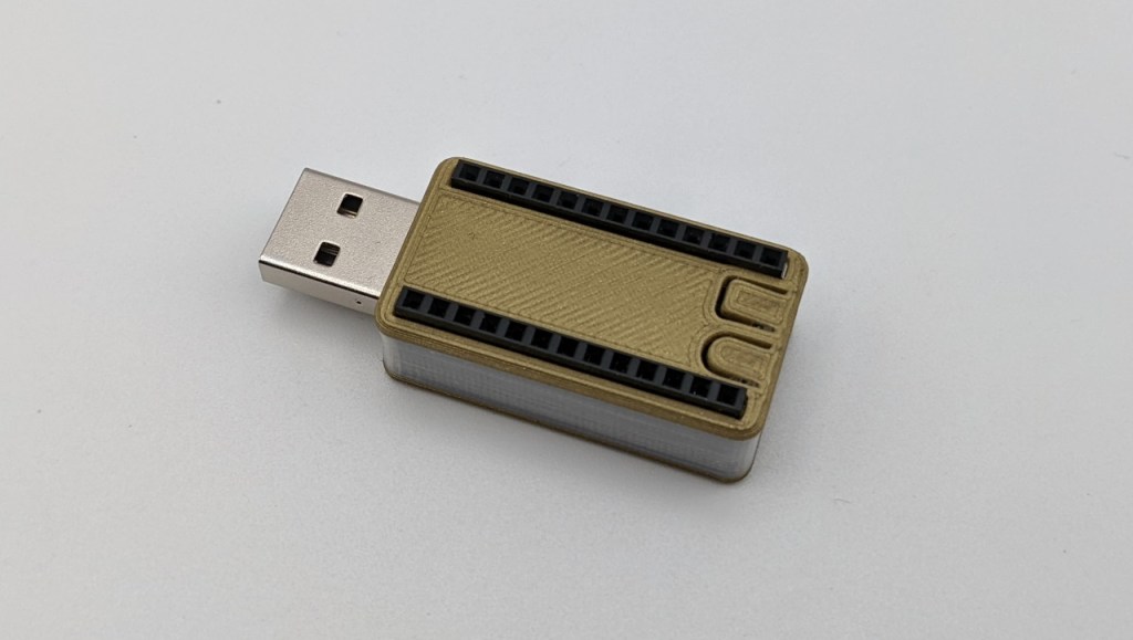 PYBStick RP2040 dans son boitier imprimé en 3D