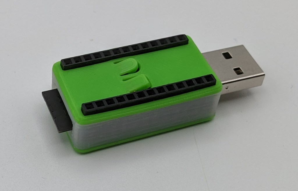 Le boitier de la PYBStick ESP32