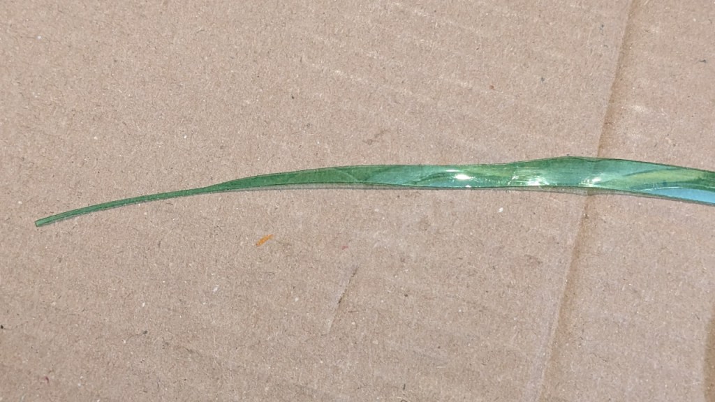 Découpe de la bande en pointe