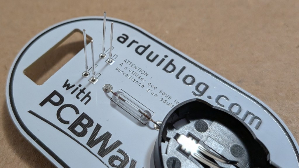 Attention, vérifier le sens des LED avant de souder