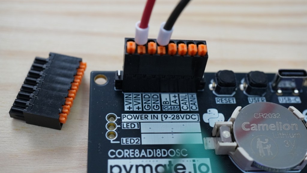 Connecteurs spéciaux de la PyMate