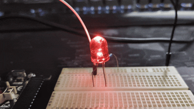 Variation de la luminosité d'une LED externe sur la PyMate