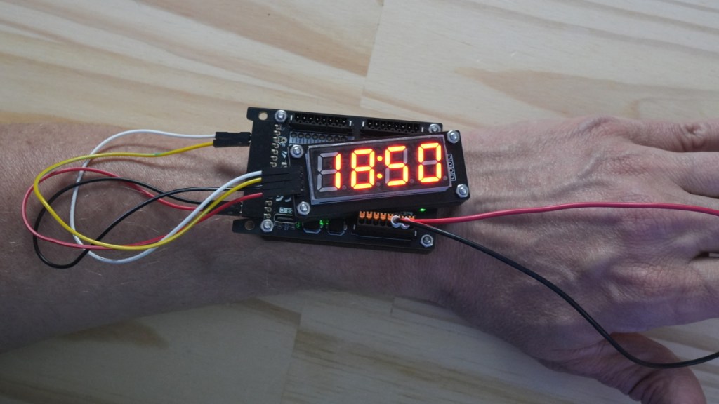 La montre PyMate